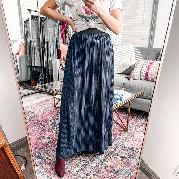 ASOS Dresses & Skirts - NWT Navy Blue Boutique Maxi Skirt Small Medium